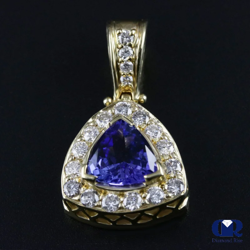 Natural 1.93 Ct Trillion Tanzanite & Round Diamond Pendant Necklace 14K Yellow Gold