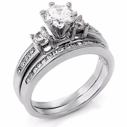 Lakoda: Stunning 1.31c Russian Ice Diamond CZ 2 Piece Wedding Ring Set