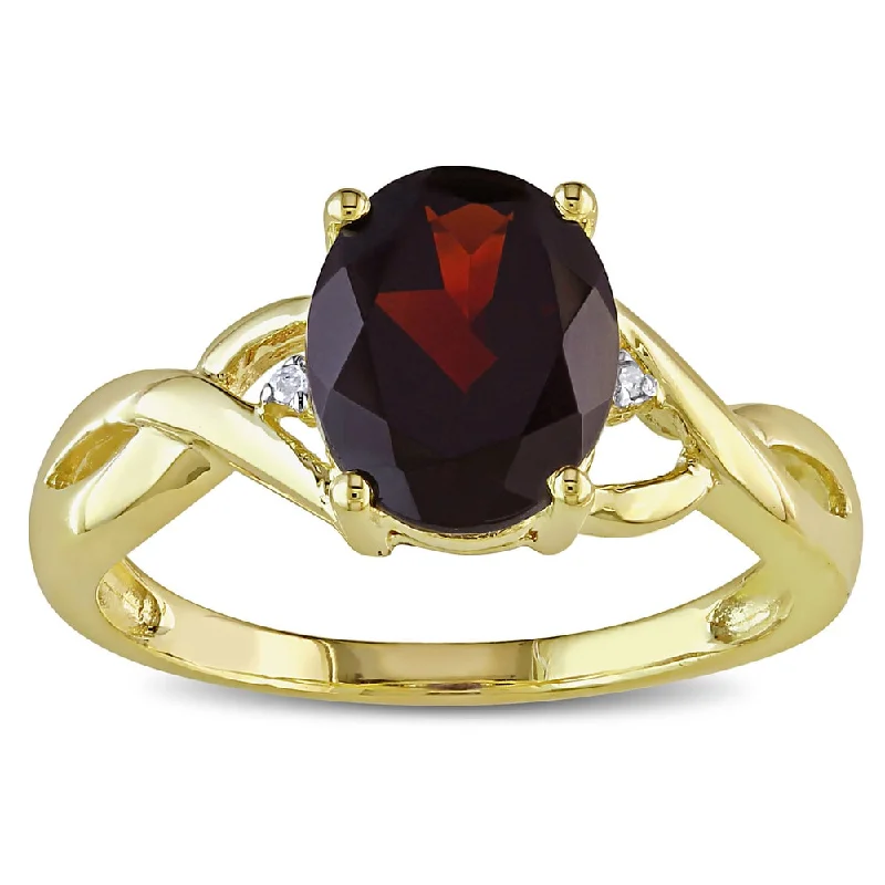 Miadora Women's 10-karat Yellow-gold Deep-red Garnet Diamond Ring