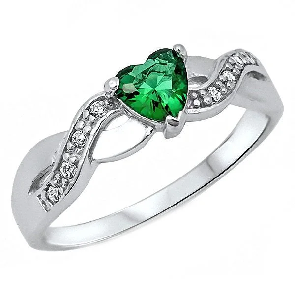 Pakuna: 0.6ct Heart-cut Emerald Ice CZ Crossover Infinity Promise Ring