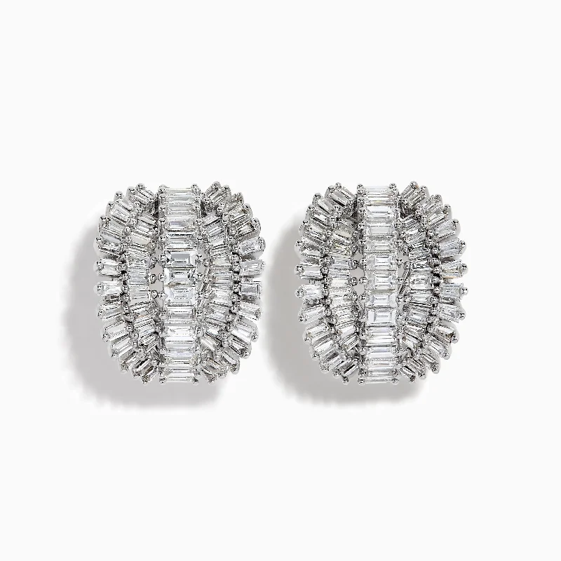 Classique 14k White Gold Diamond Earrings