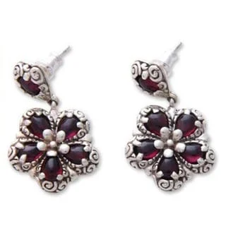 Handmade Sterling Silver 'Red Frangipani' Garnet Flower Earrings (Indonesia) - 1.2L*0.7W