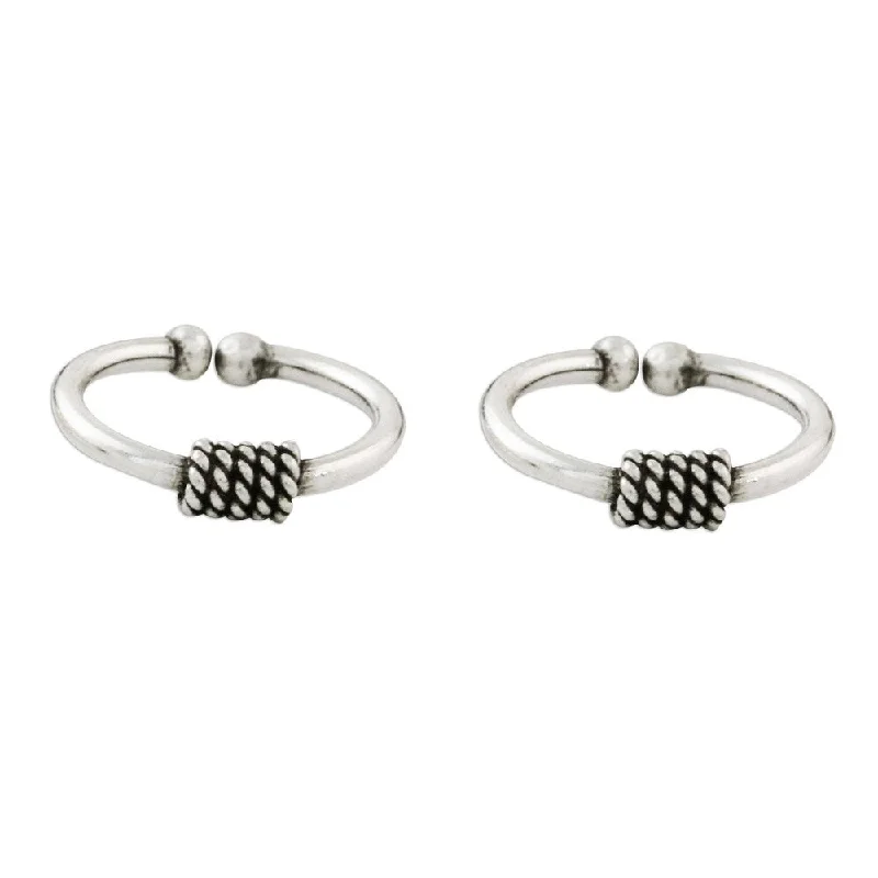 NOVICA Handmade Set of 2 Sterling Silver 'Sleek Braid' Ear Cuffs (Thailand)